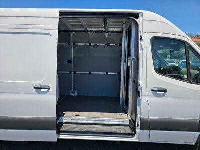 2025 Mercedes-Benz Sprinter Cargo Van 2500 High Roof I4 Diesel HO 170 RWD