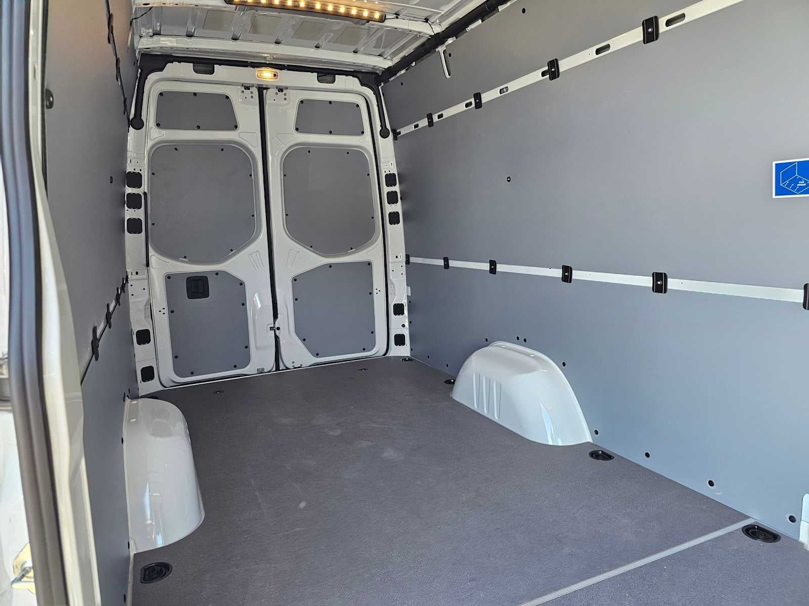 2025 Mercedes-Benz Sprinter Cargo Van 2500 High Roof I4 Diesel HO 170 RWD