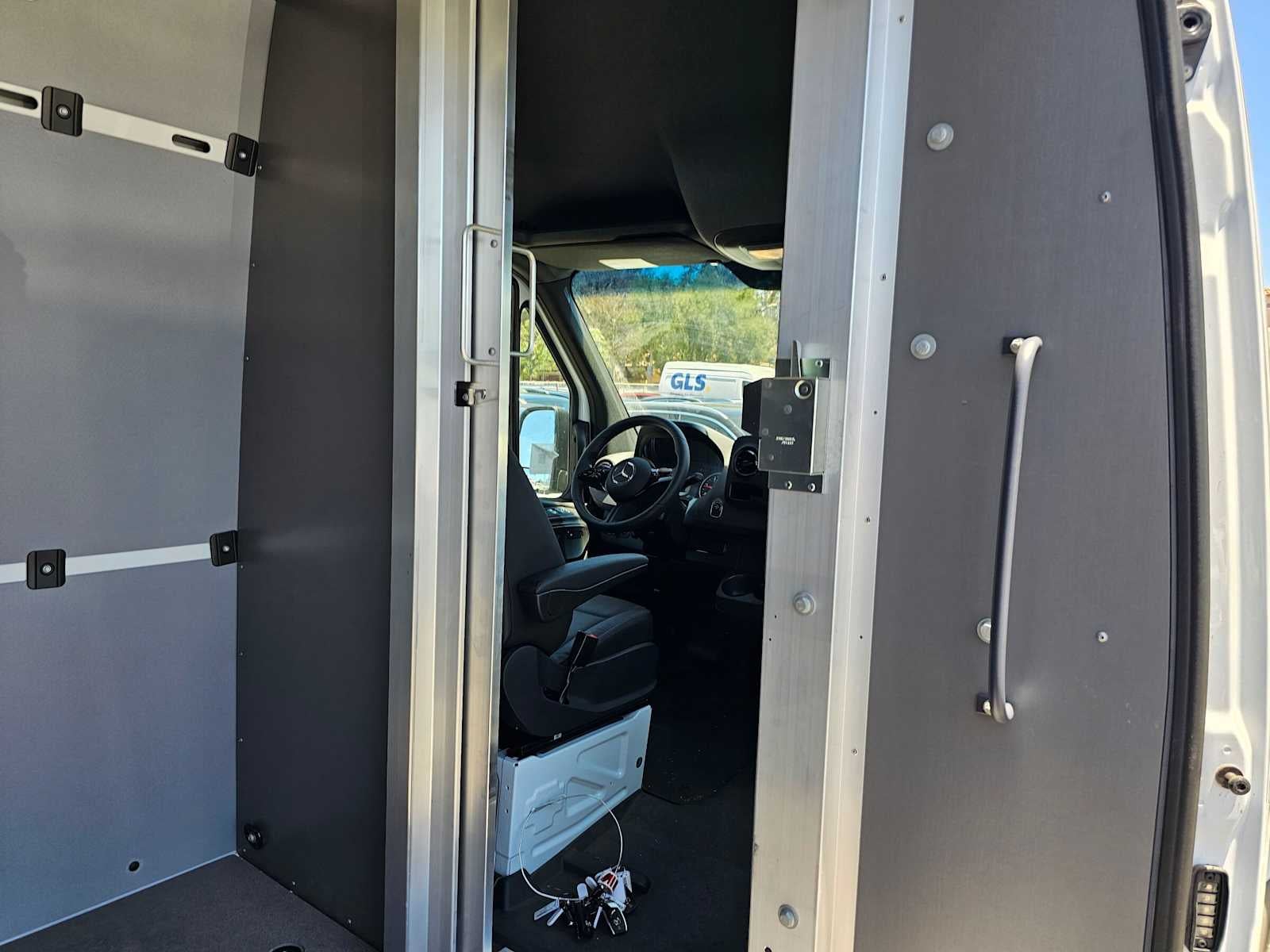2025 Mercedes-Benz Sprinter Cargo Van 2500 High Roof I4 Diesel HO 170 RWD