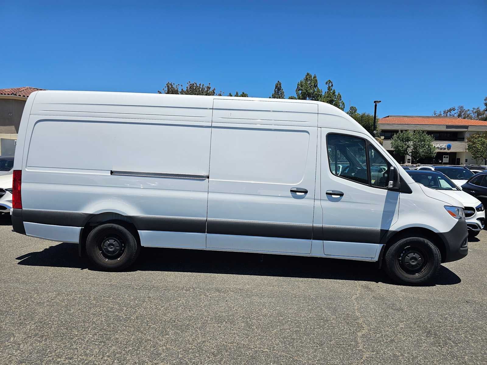 2025 Mercedes-Benz Sprinter Cargo Van 2500 High Roof I4 Diesel HO 170 RWD