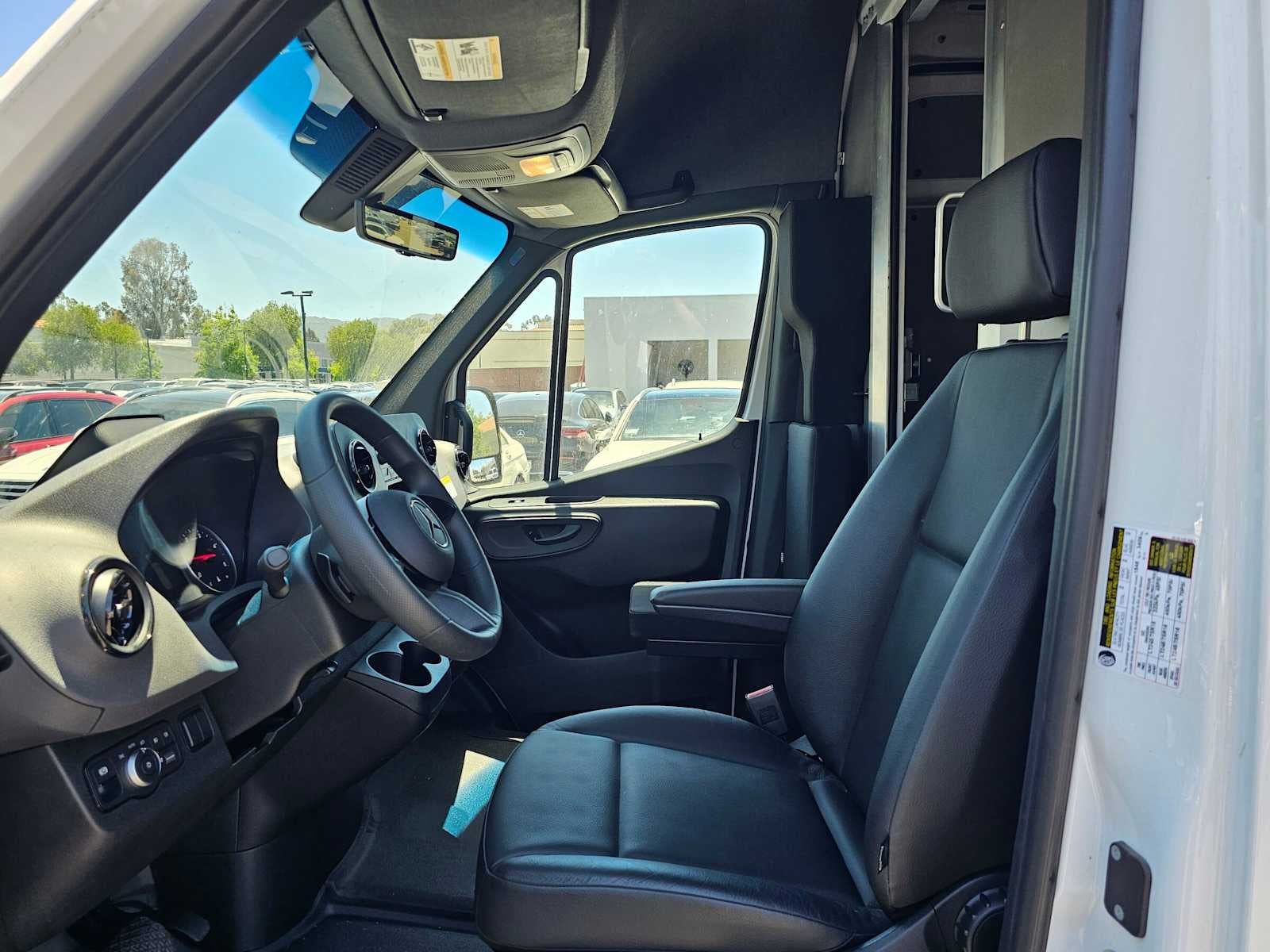 2025 Mercedes-Benz Sprinter Cargo Van 2500 High Roof I4 Diesel HO 170 RWD