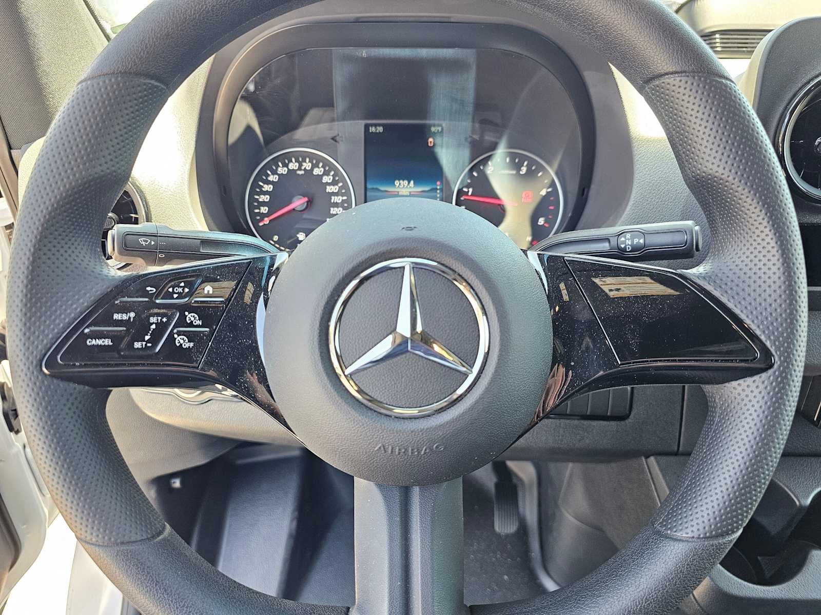2025 Mercedes-Benz Sprinter Cargo Van 2500 High Roof I4 Diesel HO 170 RWD