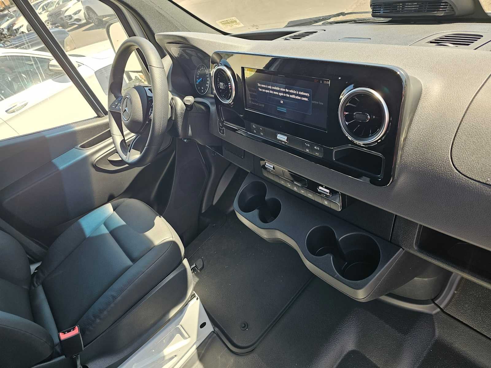2025 Mercedes-Benz eSprinter Cargo Van 2500 High Roof HO 170 RWD