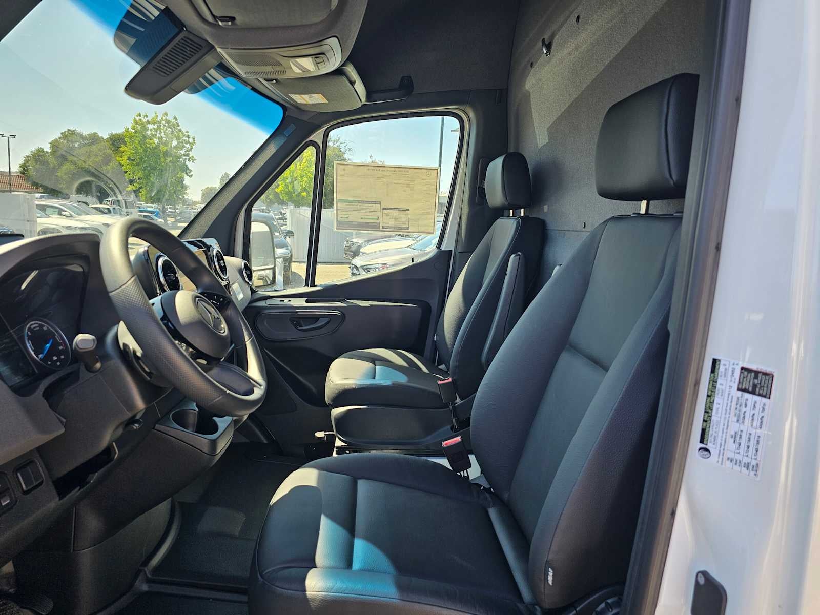 2025 Mercedes-Benz eSprinter Cargo Van 2500 High Roof HO 170 RWD