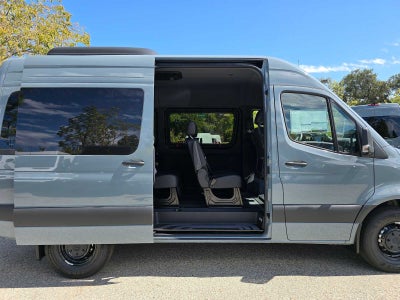 2025 Mercedes-Benz Sprinter Passenger Van 2500 Standard Roof I4 Diesel HO 144 RWD