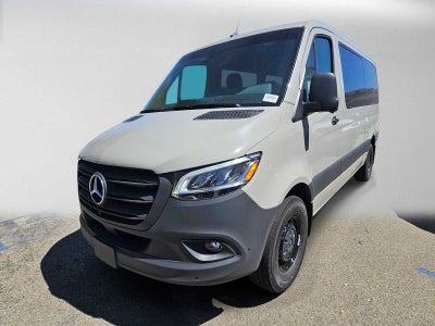 2026 Mercedes-Benz Sprinter Passenger Van 2500 Standard Roof I4 Diesel HO 144 RWD