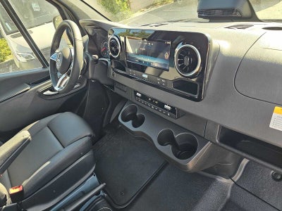 2026 Mercedes-Benz Sprinter Passenger Van 2500 Standard Roof I4 Diesel HO 144 AWD