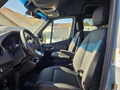 2026 Mercedes-Benz Sprinter Passenger Van 2500 Standard Roof I4 Diesel HO 144 AWD