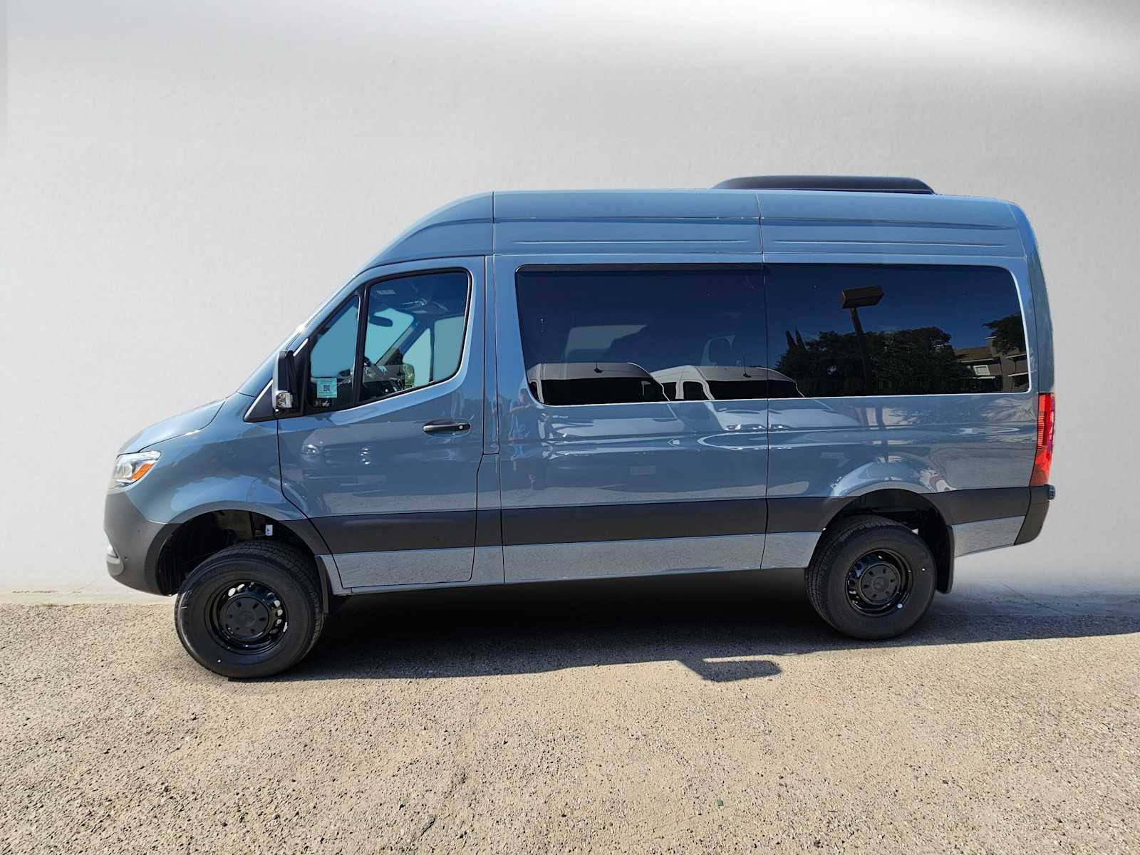 2026 Mercedes-Benz Sprinter Passenger Van 2500 Standard Roof I4 Diesel HO 144 AWD