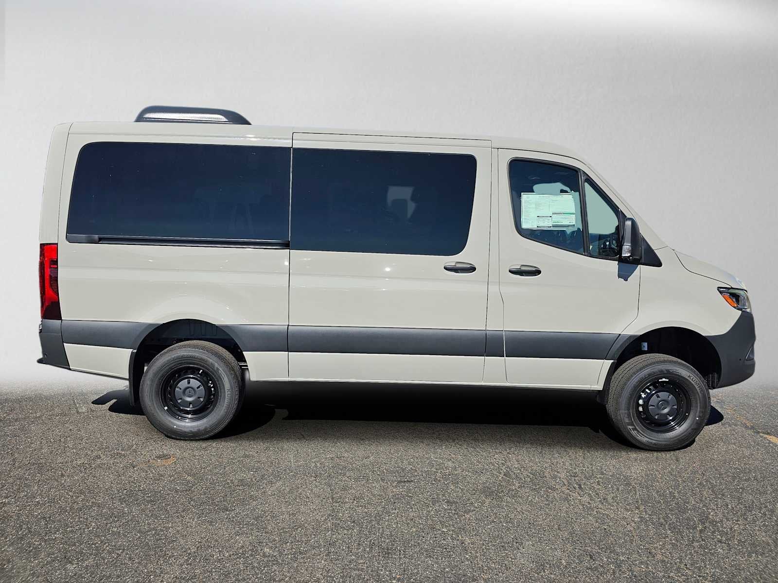 2026 Mercedes-Benz Sprinter Passenger Van 2500 Standard Roof I4 Diesel HO 144 AWD