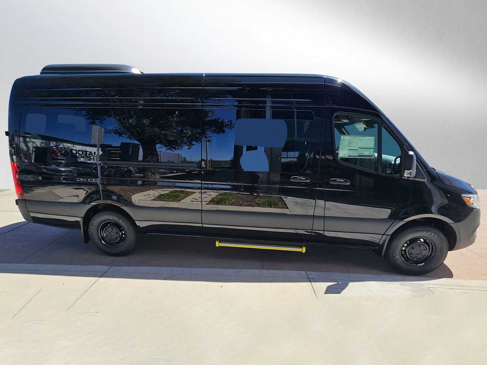 2026 Mercedes-Benz Sprinter Passenger Van 2500 High Roof I4 Diesel HO 170 RWD