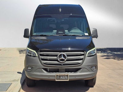 2026 Mercedes-Benz Sprinter Passenger Van 2500 High Roof I4 Diesel HO 170 RWD
