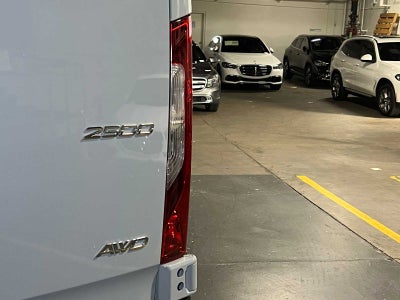 2026 Mercedes-Benz Sprinter 2500 Standard Roof I4 Diesel HO 144 AWD