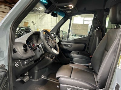 2026 Mercedes-Benz Sprinter 2500 Standard Roof I4 Diesel HO 144 AWD
