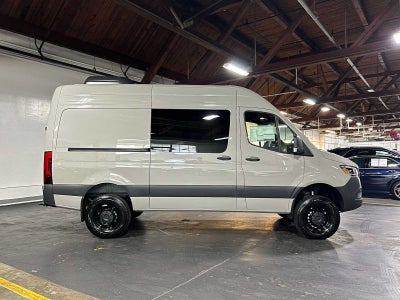 2026 Mercedes-Benz Sprinter 2500 Standard Roof I4 Diesel HO 144 AWD