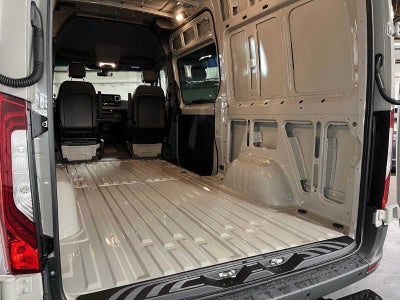 2026 Mercedes-Benz Sprinter 2500 Standard Roof I4 Diesel HO 144 AWD