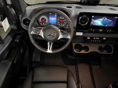 2026 Mercedes-Benz Sprinter 2500 Standard Roof I4 Diesel HO 144 AWD
