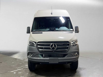 2026 Mercedes-Benz Sprinter 2500 Standard Roof I4 Diesel HO 144 AWD