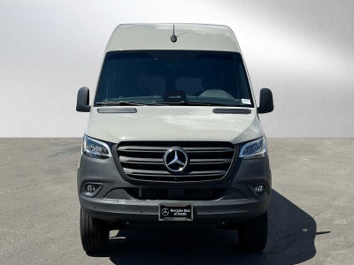 2026 Mercedes-Benz Sprinter 2500 Standard Roof I4 Diesel HO 144 AWD