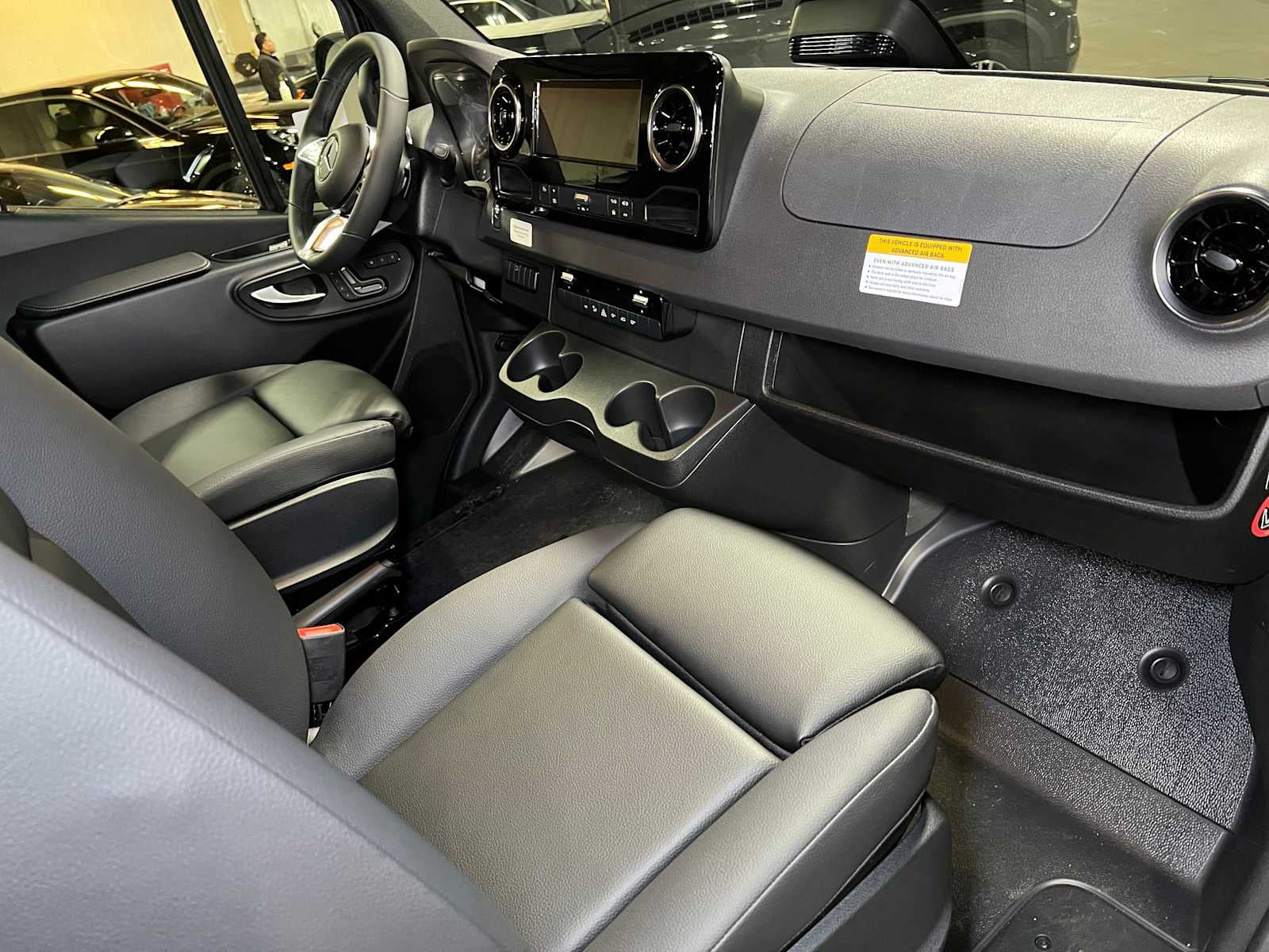2026 Mercedes-Benz Sprinter 2500 Standard Roof I4 Diesel HO 144 AWD
