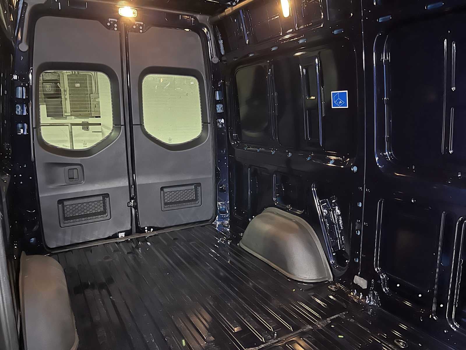 2026 Mercedes-Benz Sprinter 2500 Standard Roof I4 Diesel HO 144 AWD
