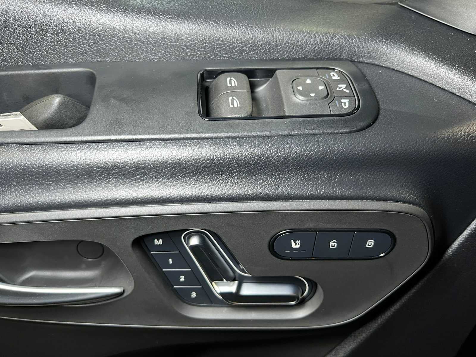 2026 Mercedes-Benz Sprinter 2500 Standard Roof I4 Diesel HO 144 AWD