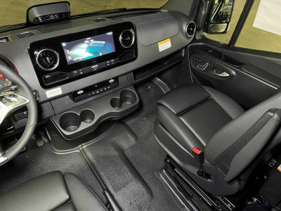2026 Mercedes-Benz Sprinter 2500 Standard Roof I4 Diesel HO 144 AWD