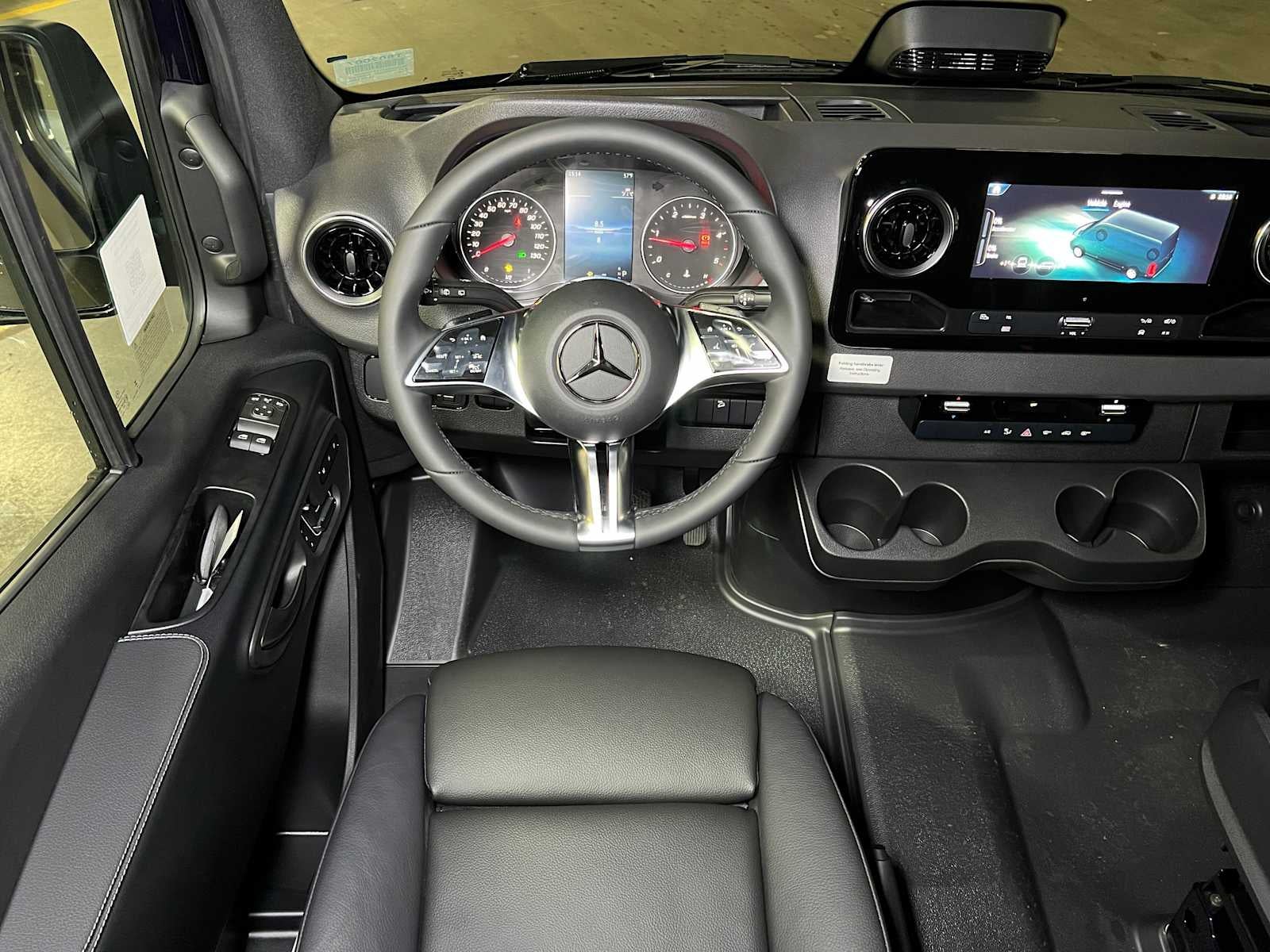 2026 Mercedes-Benz Sprinter 2500 Standard Roof I4 Diesel HO 144 AWD