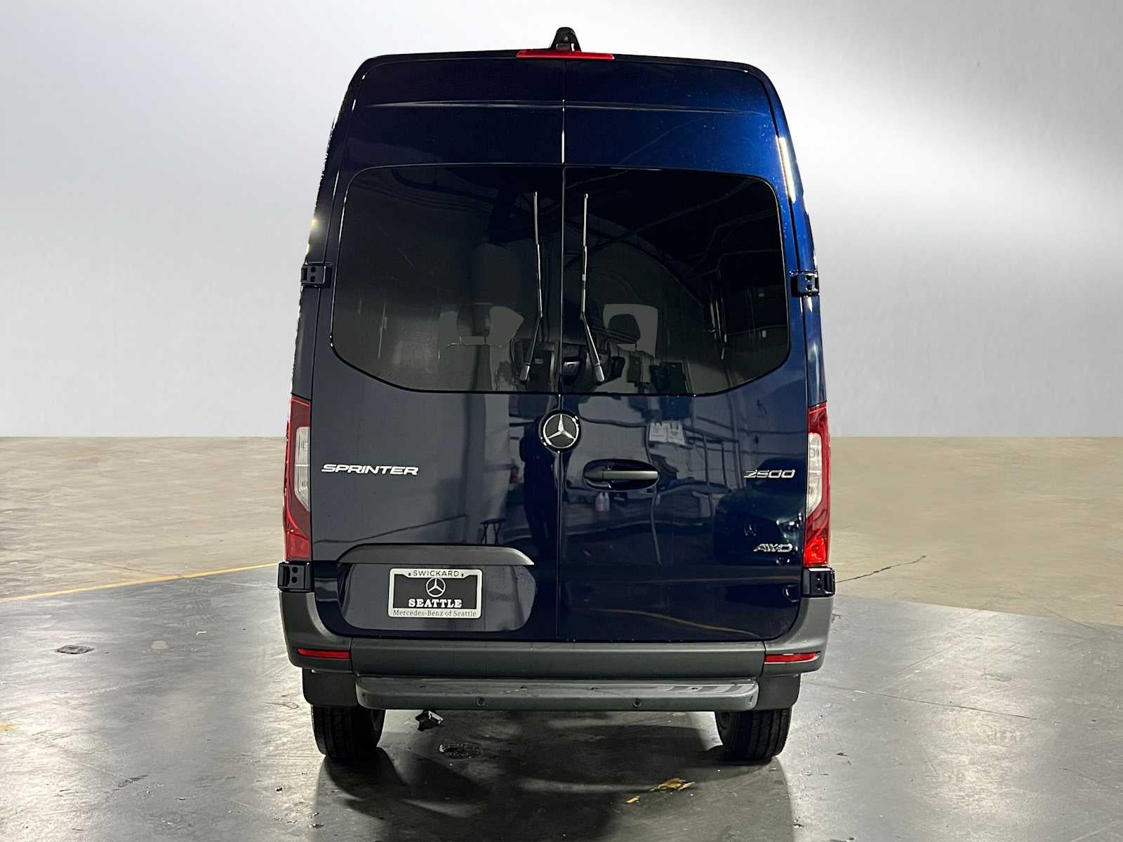 2026 Mercedes-Benz Sprinter 2500 Standard Roof I4 Diesel HO 144 AWD