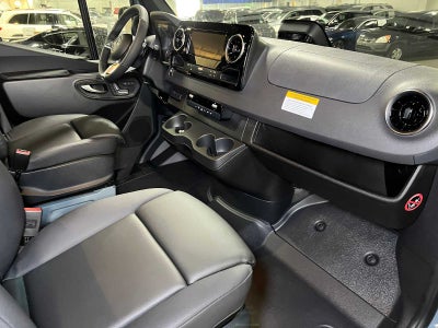 2026 Mercedes-Benz Sprinter 2500 Standard Roof I4 Diesel HO 144 AWD