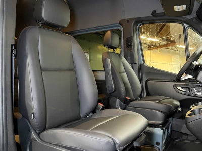 2026 Mercedes-Benz Sprinter 2500 Standard Roof I4 Diesel HO 144 AWD