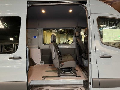 2026 Mercedes-Benz Sprinter 2500 Standard Roof I4 Diesel HO 144 AWD