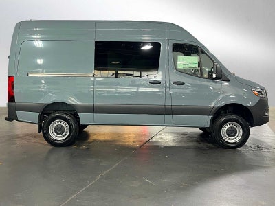 2026 Mercedes-Benz Sprinter 2500 Standard Roof I4 Diesel HO 144 AWD