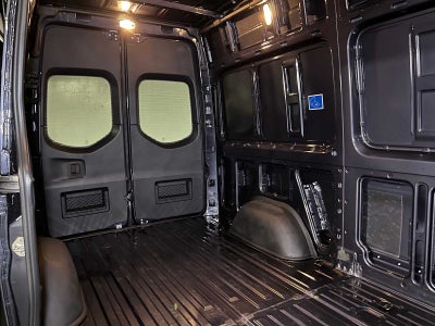 2026 Mercedes-Benz Sprinter 2500 Standard Roof I4 Diesel HO 144 AWD