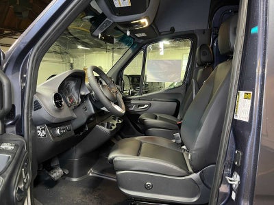 2026 Mercedes-Benz Sprinter 2500 Standard Roof I4 Diesel HO 144 AWD