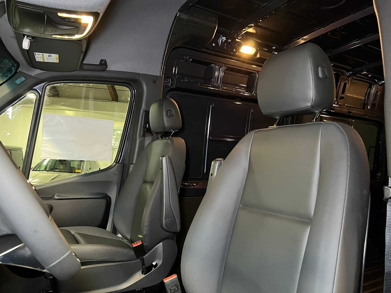 2026 Mercedes-Benz Sprinter 2500 Standard Roof I4 Diesel HO 144 AWD