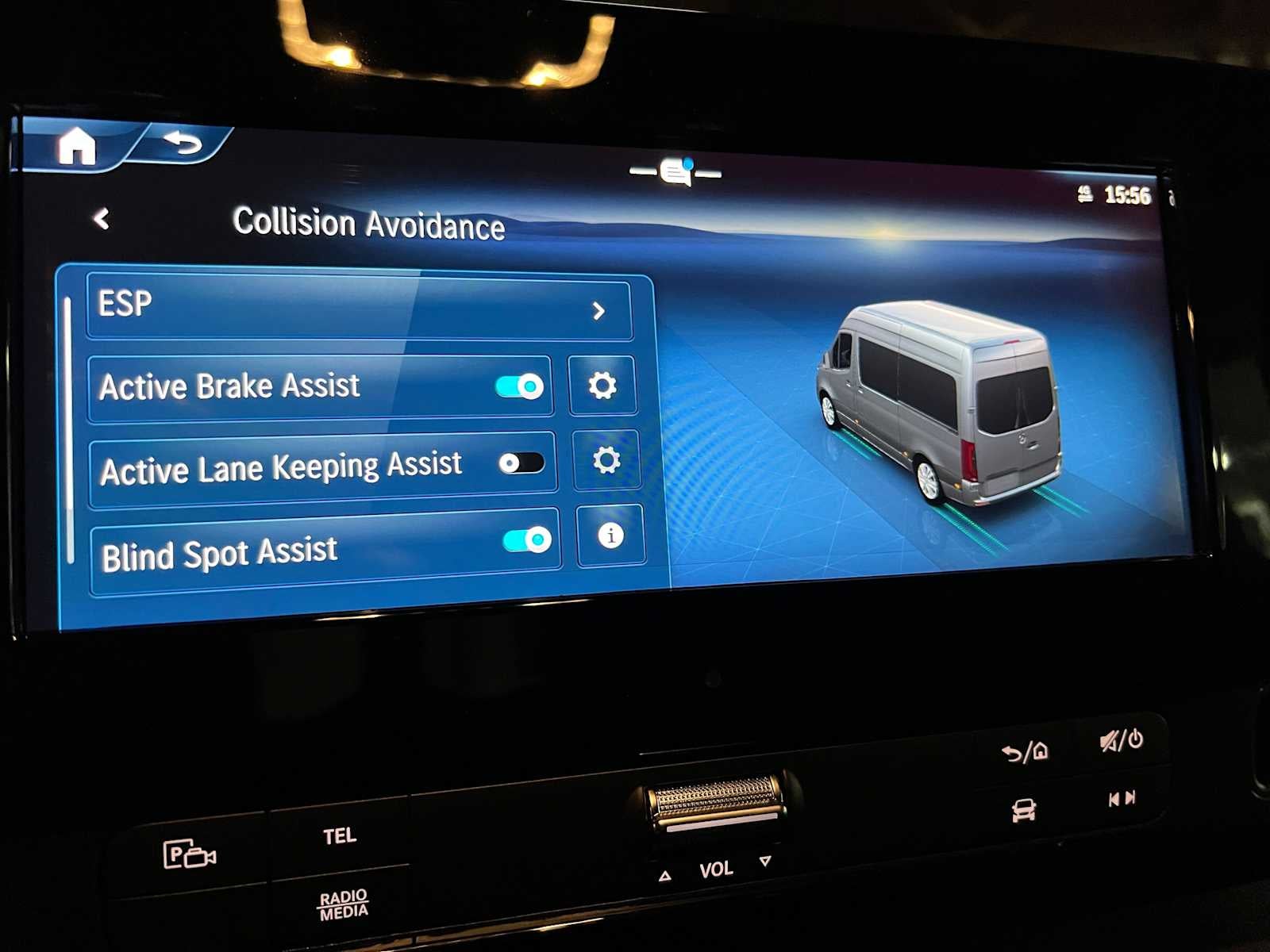 2026 Mercedes-Benz Sprinter 2500 Standard Roof I4 Diesel HO 144 AWD