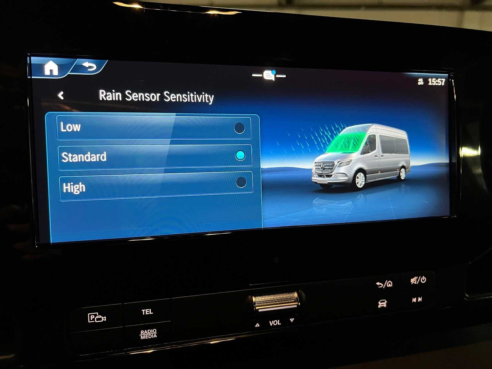 2026 Mercedes-Benz Sprinter 2500 Standard Roof I4 Diesel HO 144 AWD
