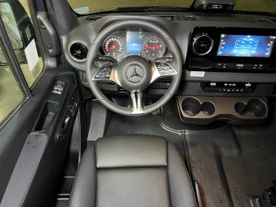2026 Mercedes-Benz Sprinter 2500 Standard Roof I4 Diesel HO 144 AWD