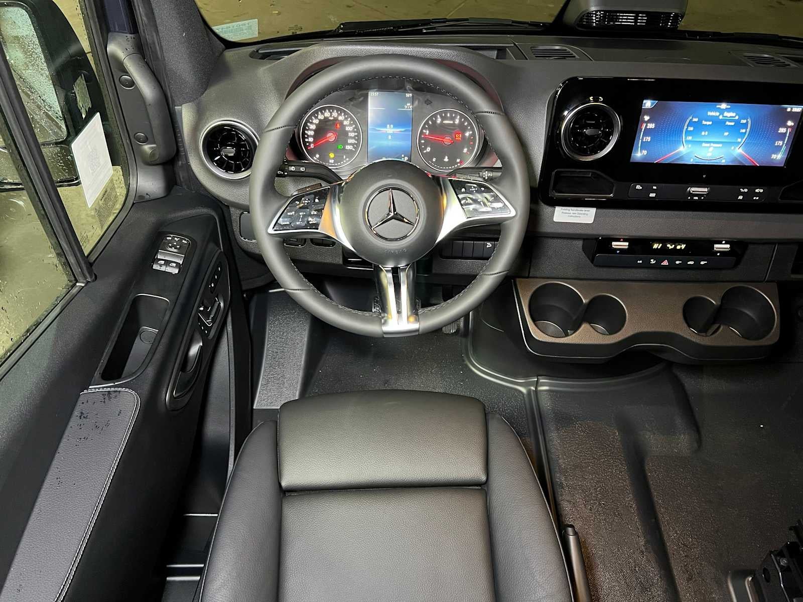 2026 Mercedes-Benz Sprinter 2500 Standard Roof I4 Diesel HO 144 AWD