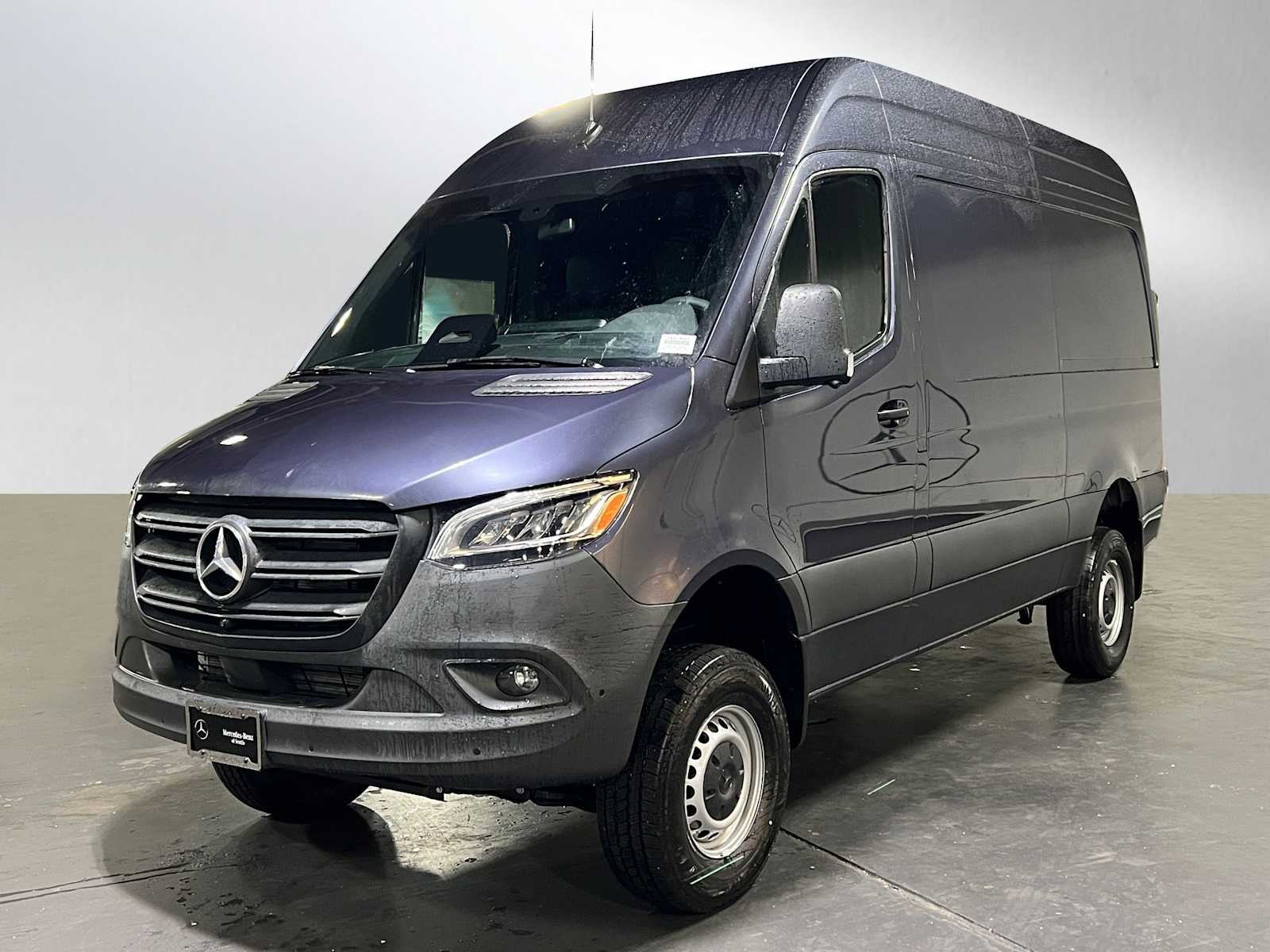 2026 Mercedes-Benz Sprinter 2500 Standard Roof I4 Diesel HO 144 AWD