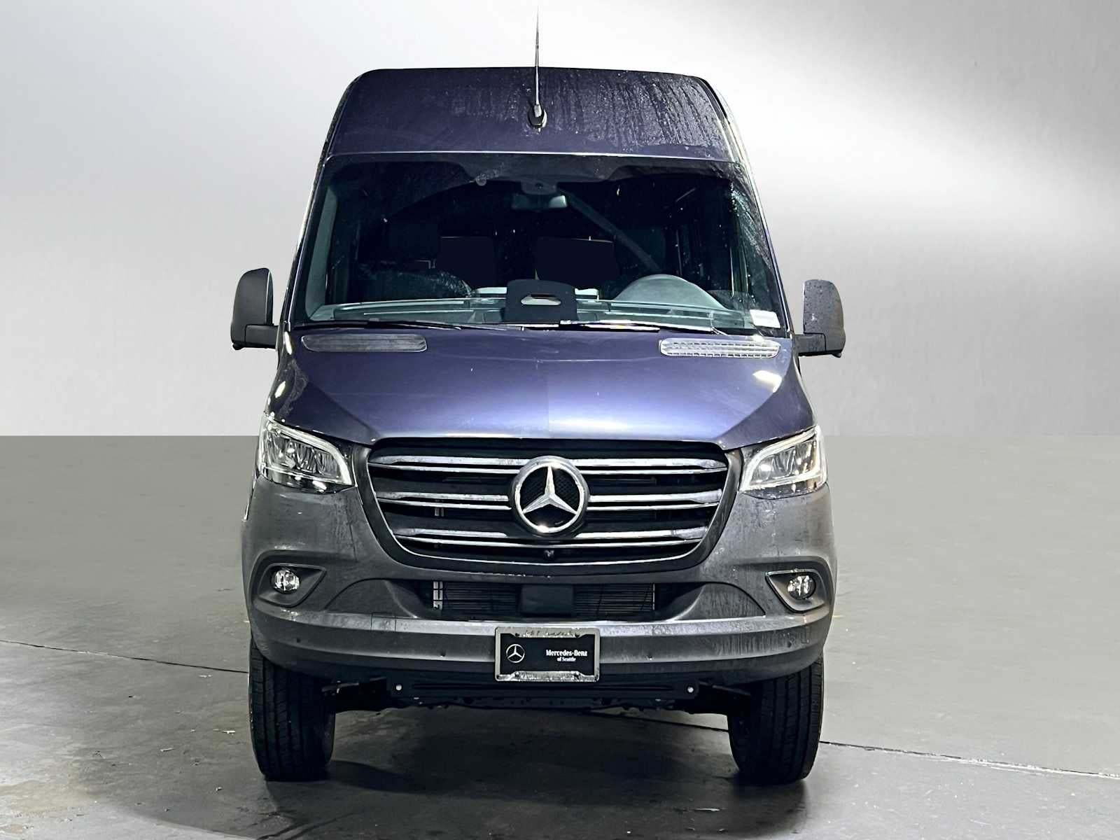 2026 Mercedes-Benz Sprinter 2500 Standard Roof I4 Diesel HO 144 AWD
