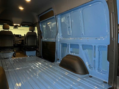 2026 Mercedes-Benz Sprinter 2500 Standard Roof I4 Diesel HO 144 AWD