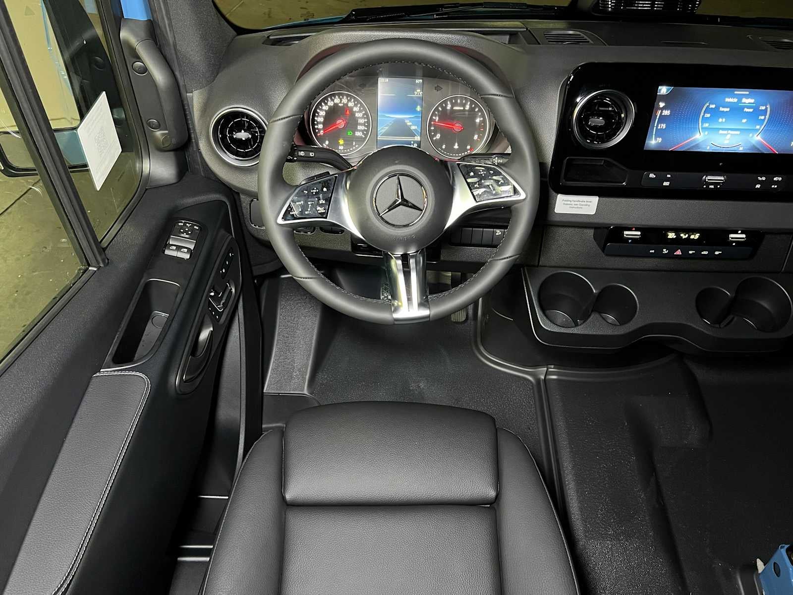 2026 Mercedes-Benz Sprinter 2500 Standard Roof I4 Diesel HO 144 AWD