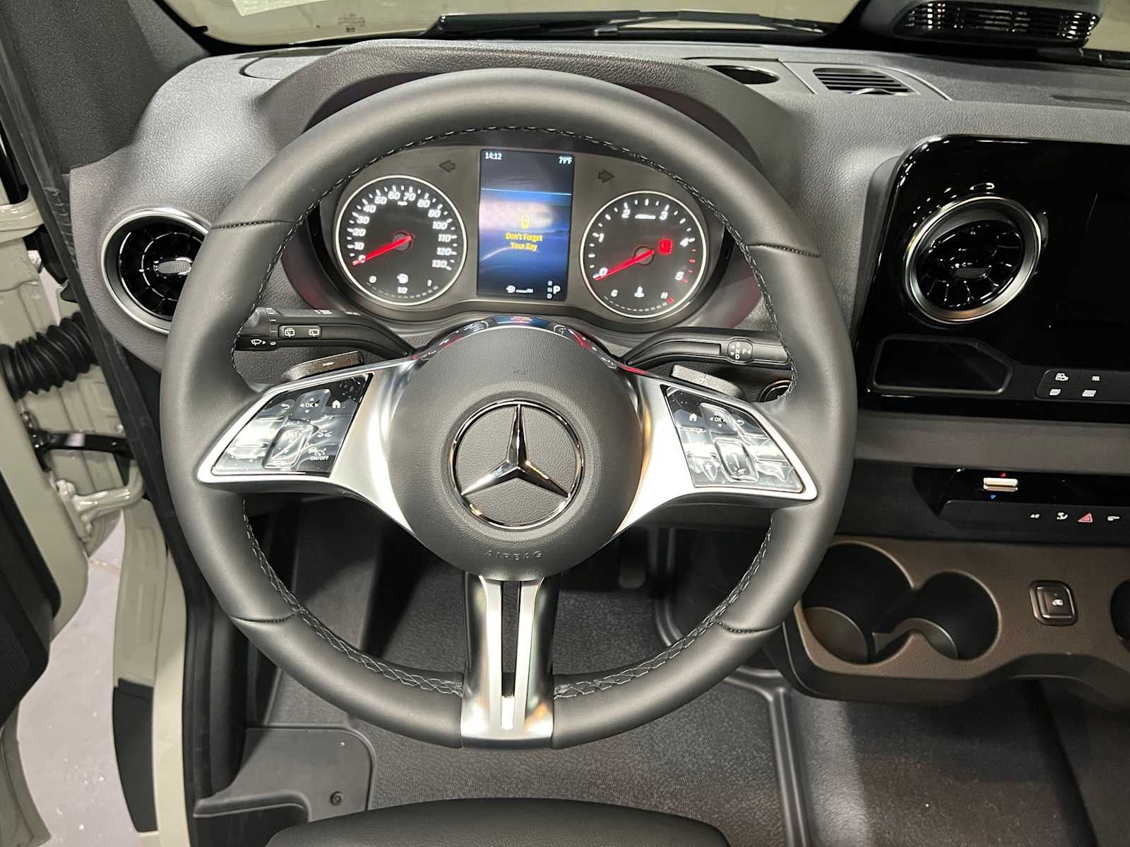 2026 Mercedes-Benz Sprinter 2500 Standard Roof I4 Diesel HO 144 AWD