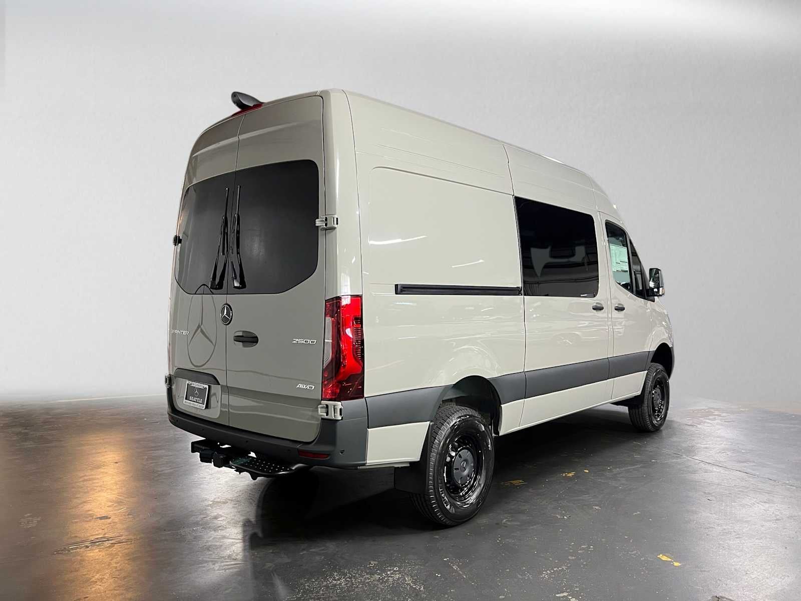 2026 Mercedes-Benz Sprinter 2500 Standard Roof I4 Diesel HO 144 AWD