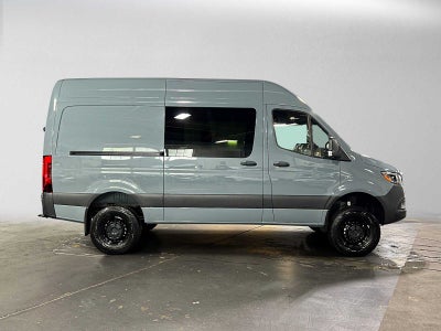 2026 Mercedes-Benz Sprinter 2500 Standard Roof I4 Diesel HO 144 AWD