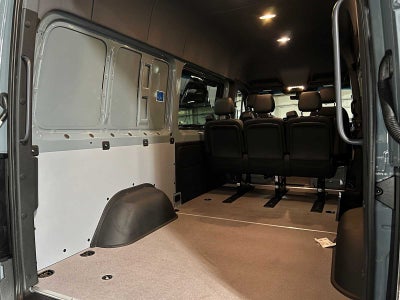 2026 Mercedes-Benz Sprinter 2500 Standard Roof I4 Diesel HO 144 AWD