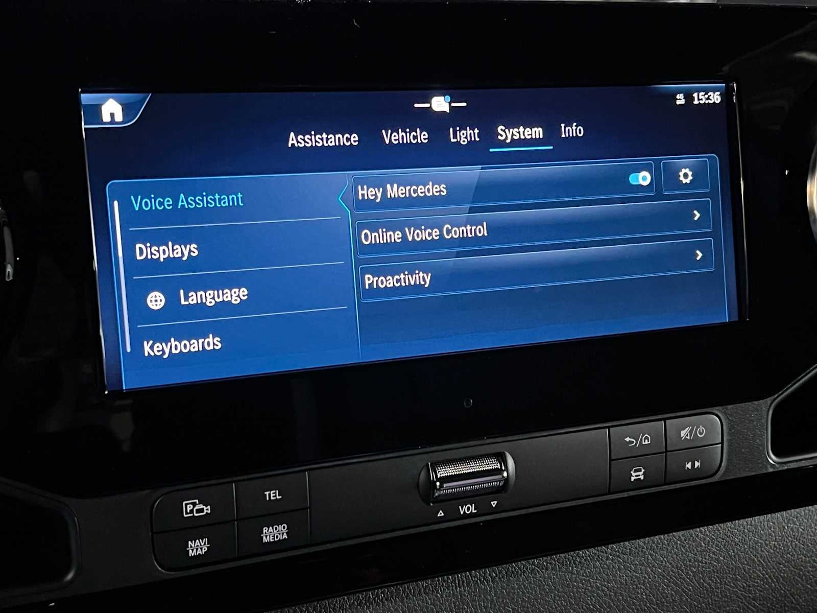 2026 Mercedes-Benz Sprinter 2500 Standard Roof I4 Diesel HO 144 AWD