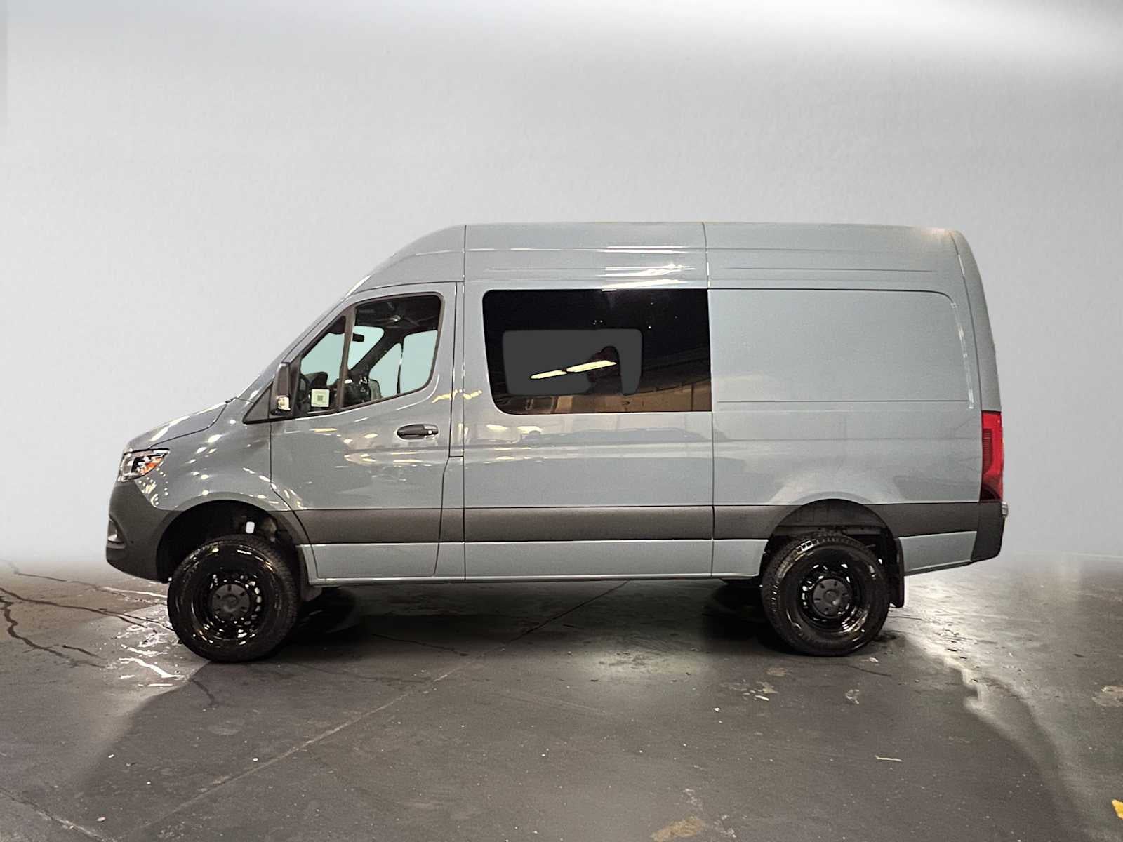 2026 Mercedes-Benz Sprinter 2500 Standard Roof I4 Diesel HO 144 AWD